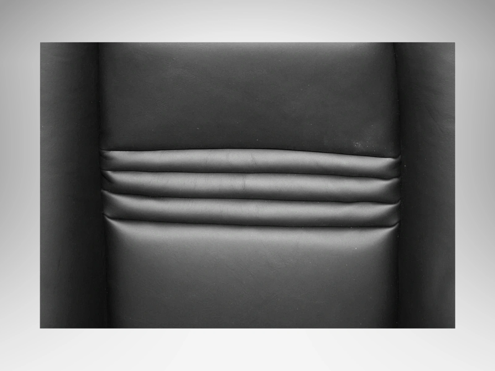 2 recaro specialist s sitze schwarz mit armlehnen neu bezogen 06 referenzhintergrund Autopolsterei Recaro Specialist S schwarz Armlehnen – Ausführung schwarz, Produktansicht 6
