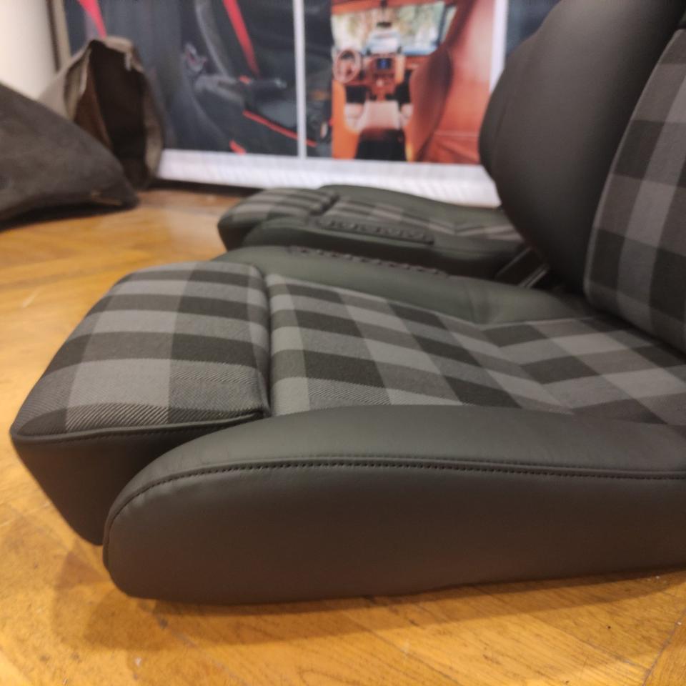 KLA 2762983641 02 Autopolsterei Recaro Orthopäd 94 Leder Rodeo G Modell W460 W461 W463 restaurirt – Bild 2