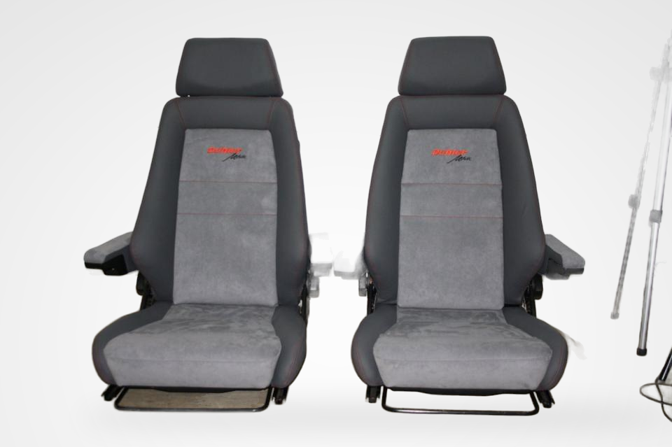 KLA 2769220112 03 Studio Autopolsterei Ihr Komfort auf vier Rädern:Recaro Sitze VW Bus T3 refurbished – Bild 3