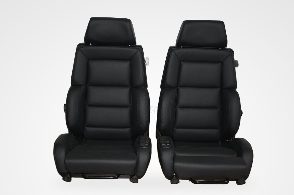 KLA 2770675831 01 Studio Autopolsterei 2 Recaro Idealsitz C Classic im Design AMG E500 neu bezogen
