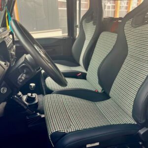 2 Recaro Sportster CS für Landrover Defender Pepita refurbished