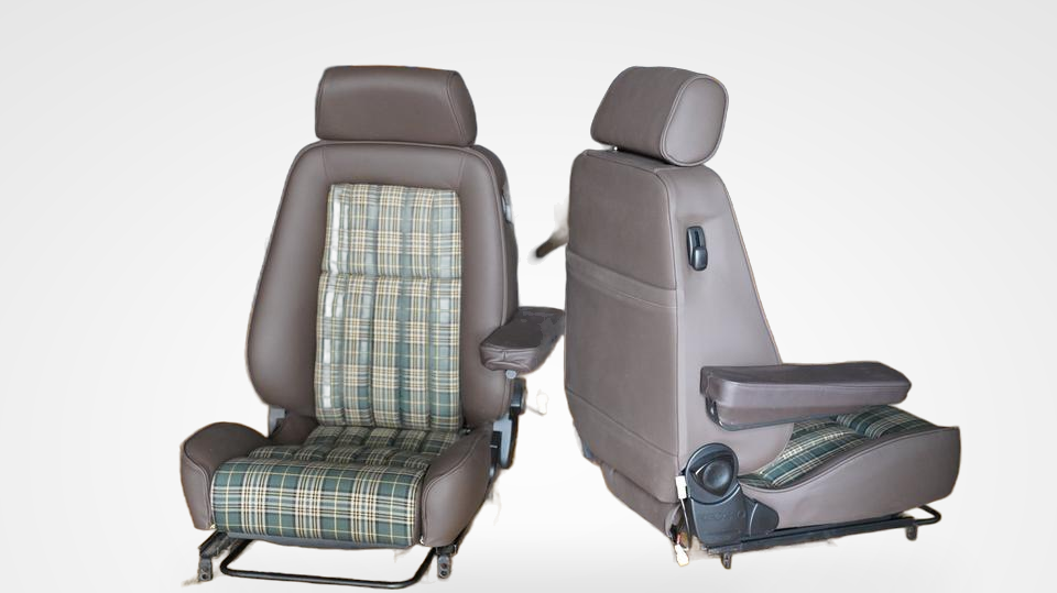 KLA 2773132252 01 Studio Autopolsterei 2 Recaro ergomed Leder Stoff Armlehne Youngtimer restauriert