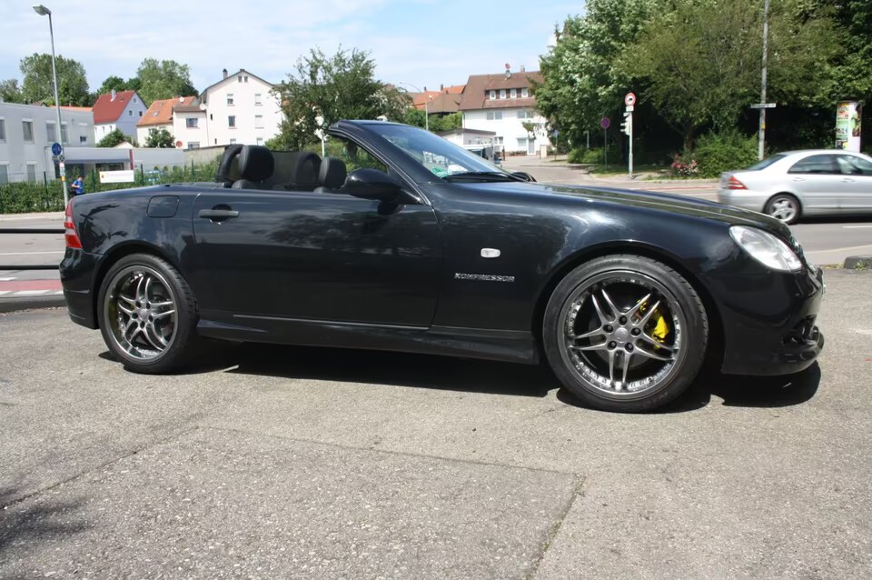 KLA 2774040653 Autopolsterei Individuelle Belederung von Mercedes SLK R170, W171, W172 und SLC