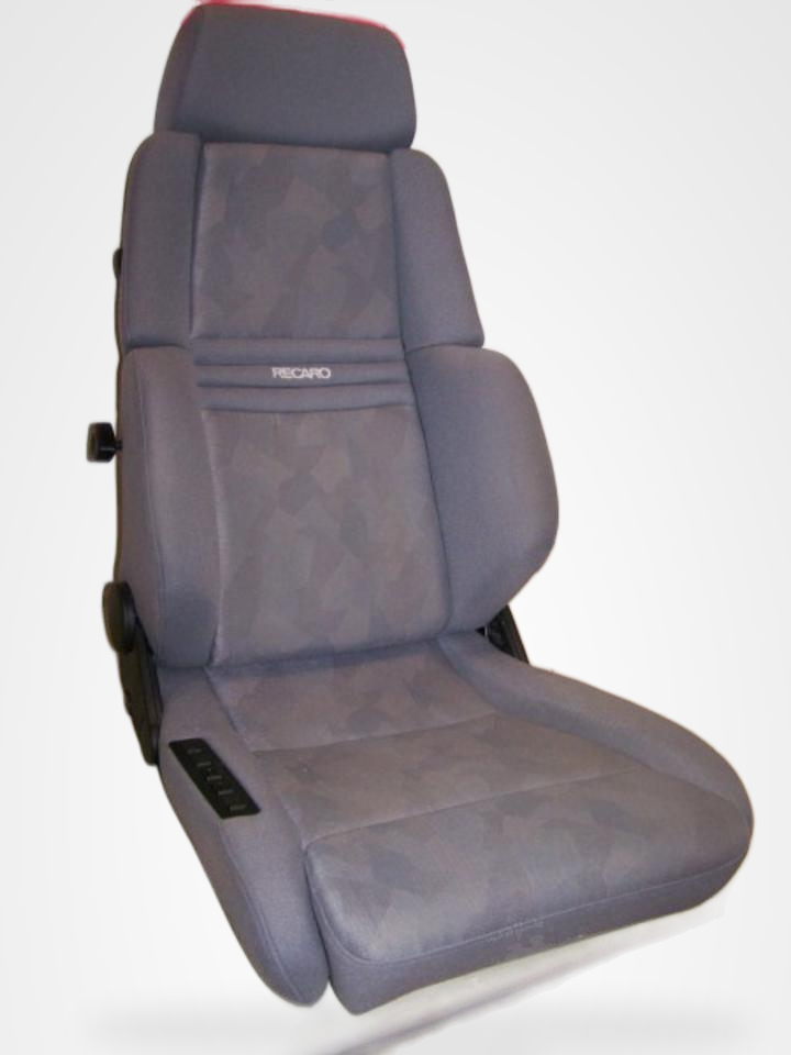 KLA 2776795695 13 Studio Autopolsterei Suche nach Recaro Sitzen: Wir kaufen alles! – Bild 13