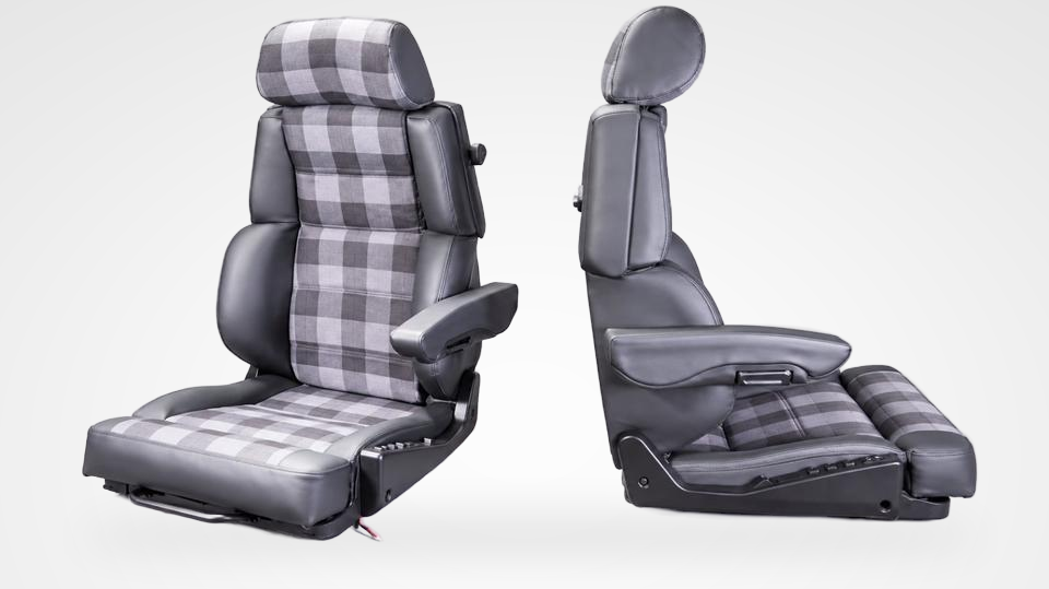 KLA 3209921485 04 Studio Autopolsterei 2 Recaro Orthopäd 81 Mercedes G W460W461 W463 restauriert – Bild 4