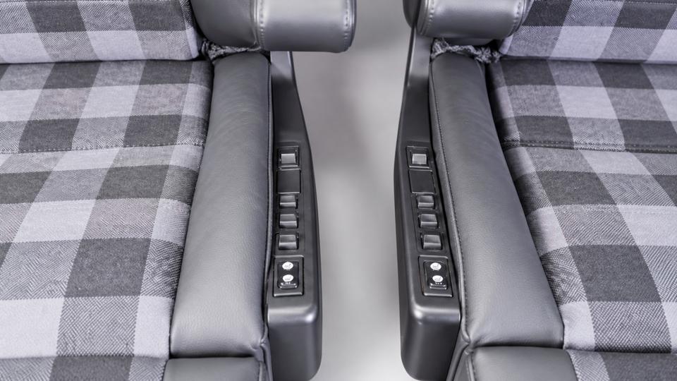 KLA 3209921485 06 Autopolsterei 2 Recaro Orthopäd 81 Mercedes G W460W461 W463 restauriert – Bild 6