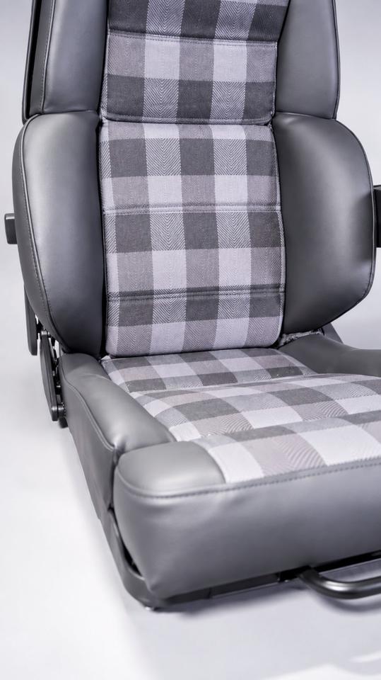 KLA 3209921485 07 Autopolsterei 2 Recaro Orthopäd 81 Mercedes G W460W461 W463 restauriert – Bild 7
