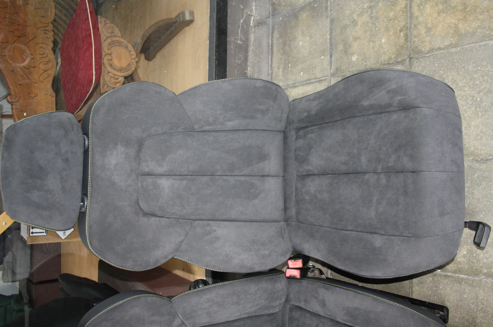 Mercedes SLK Sitzpaar im Tausch – Bild 5 Autopolsterei Mercedes SLK Sitze mit Alcantara – Ansicht 5