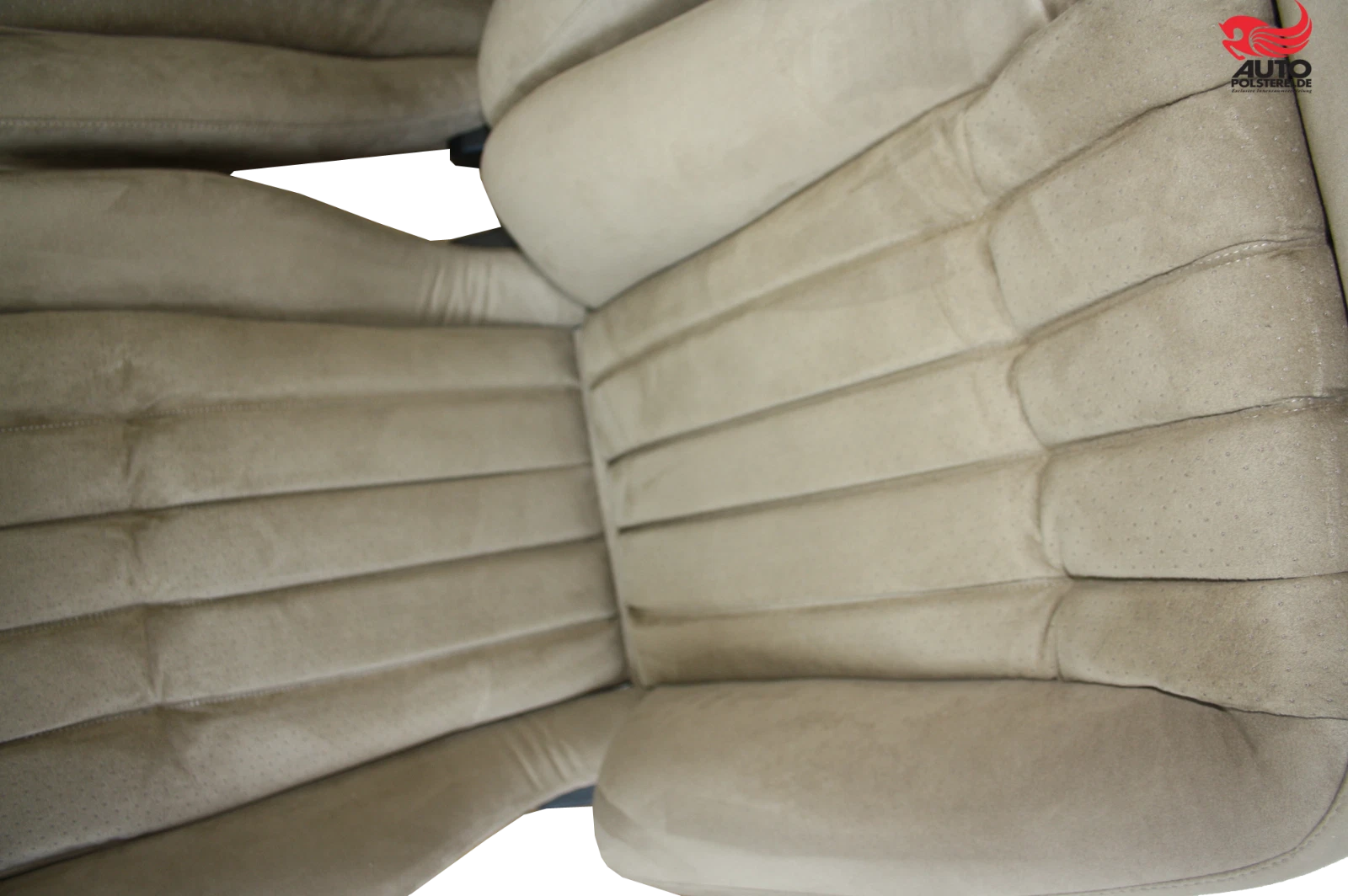 RECARO Ergomed beige Alcantara Sitzpaar – Detail 4 Autopolsterei RECARO Ergomed beige Alcantara Sitzpaar – Detail 4