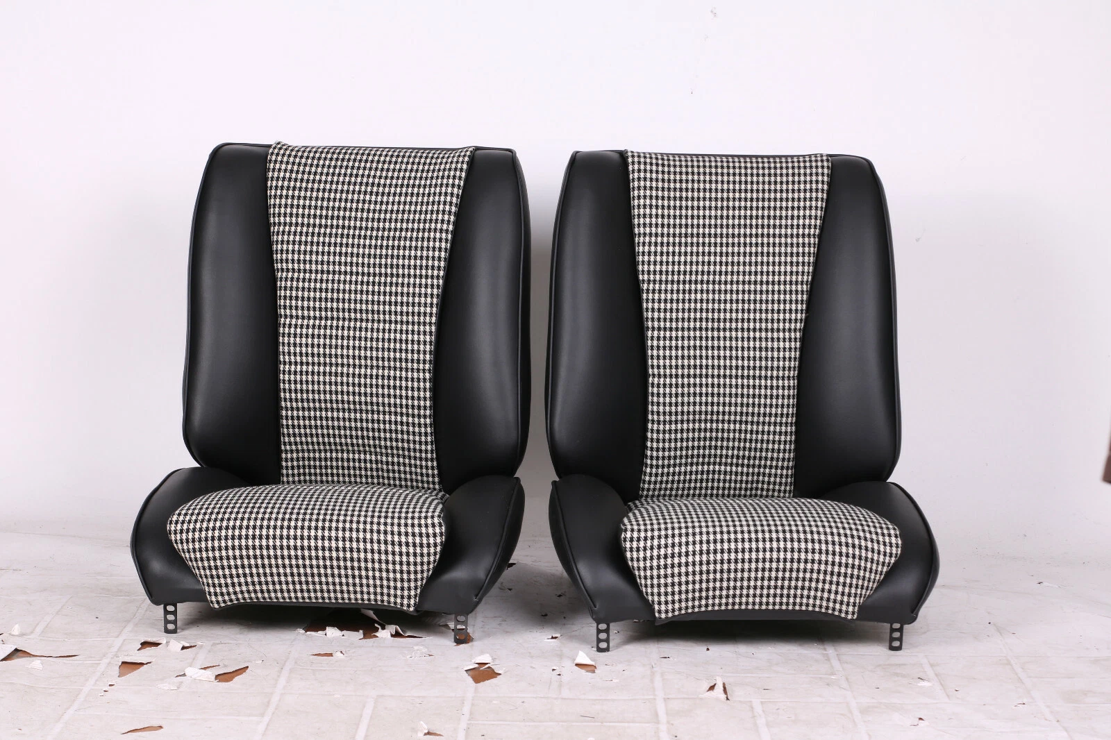 RECARO Idealsitz S Pepita Porsche 911 SWB – Bild 1 Autopolsterei RECARO Idealsitz S Pepita Porsche 911 SWB – Produktbild 1