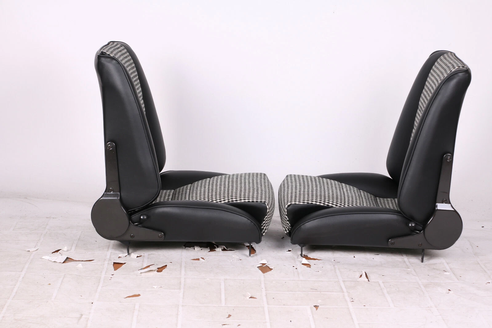 RECARO Idealsitz S Pepita Porsche 911 SWB – Bild 3 Autopolsterei RECARO Idealsitz S Pepita Porsche 911 SWB – Produktbild 3
