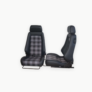 RECARO Specialist S Sitz in Schwarz und Grau mit Karomuster, Seitenansicht